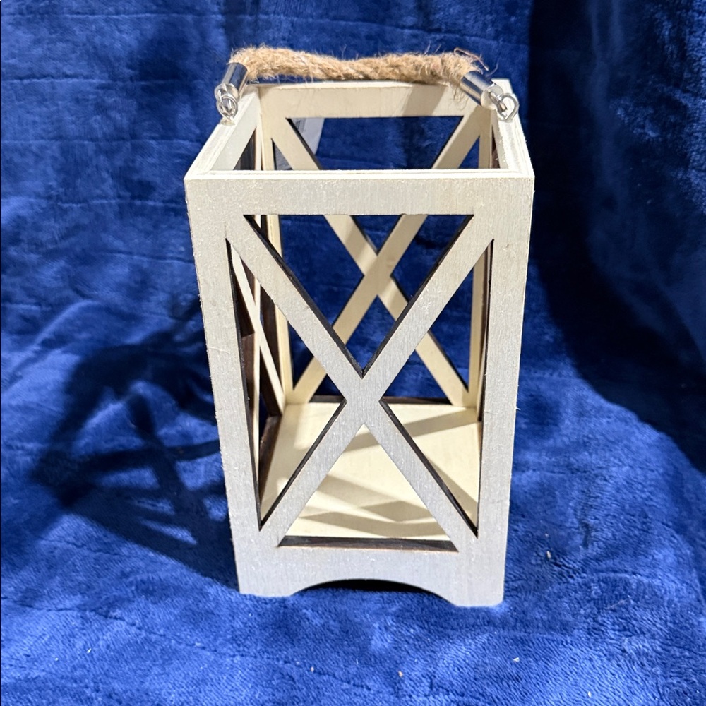 Park Lane Cream Wooden Lanterns with Rope Handles - Set of 3 - Picture 4 of 4